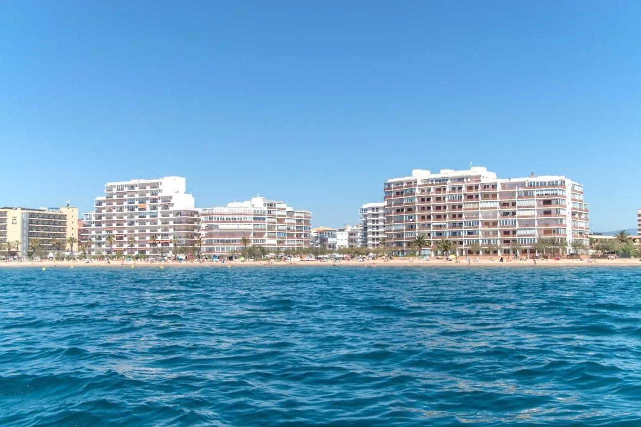 Bora 4-C Appartement Roses 0*,